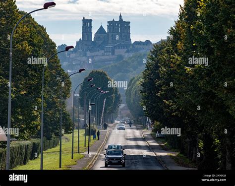 Laon Cathedral Cathédrale Notre Dame de Laon is a Roman Catholic