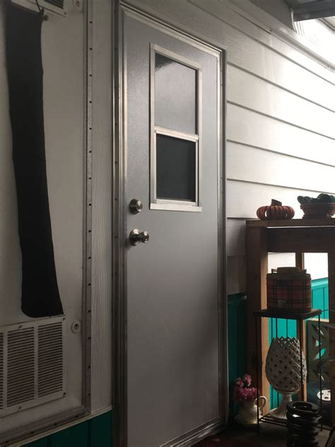 WINDOWS & DOORS | Vista California Whitehurst Mobile Home Specialist