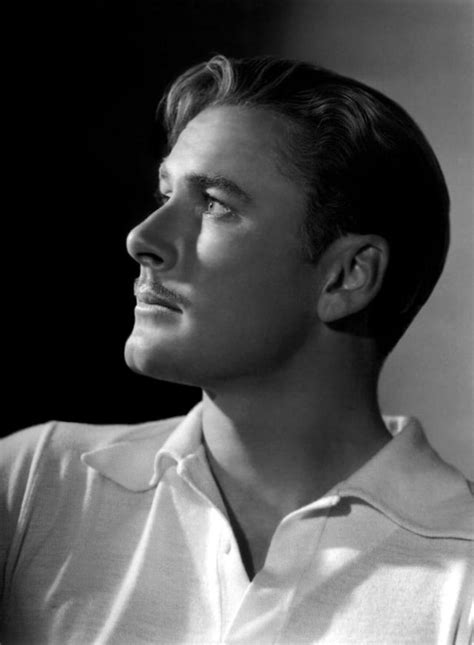 40 Handsome Portrait Photos Of Errol Flynn In The 1930s And 40s