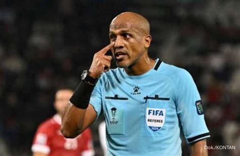 Sosok Wasit Yang Akan Mempimpin Laga China Vs Indonesia Ahmed Al Kaf Lagi