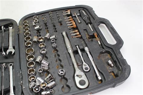 Husky Mechanics Tool Set 20 Pieces Property Room