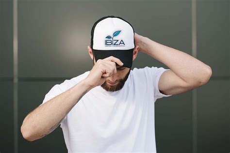 Se puede usar gorra después de un implante capilar