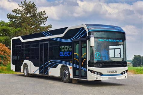 Crossway Le Elec Edaily Streetway Electric Up The Curtain On Iveco