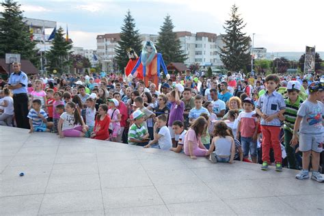 Spectaculos Ziua Copilului N Mioveni Super Galerie Foto Epitesti