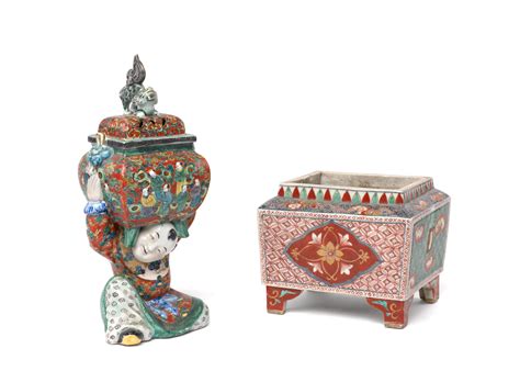 At Auction Deux Br Le Parfums En Porcelaine Kutani Japon Poque