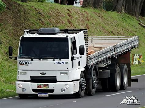 Ford Cargo Qualificado Caminhoes carretas Ford Caminhões