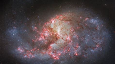 Hubble Telescope revisits gorgeous spiral galaxy (photo) | Space