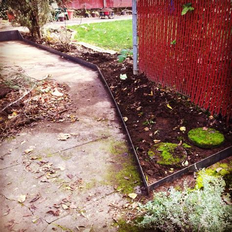 Iron Giant | Garden Edging
