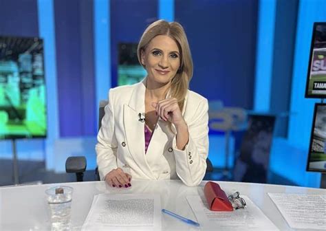 Cunoscuta Prezentatoare Tv Anca Alexandrescu Sus Ine C S A Mboln Vit