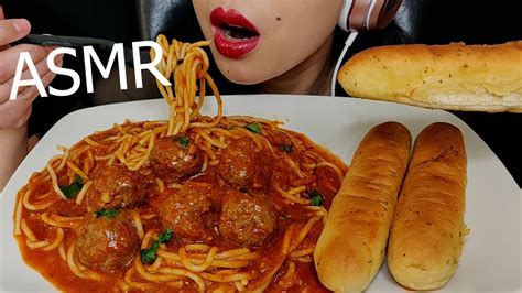 SPAGHETTI AND MEATBALLS WITH GARLIC BREAD ASMR MUKBANG NO TALKING