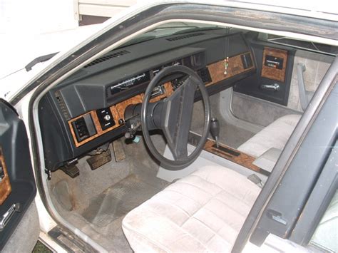 Chevrolet Celebrity 1982 - 1990 Sedan :: OUTSTANDING CARS