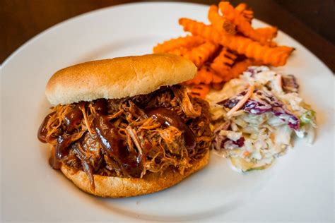 Slow Cooker Texas Pulled Pork Recipe From A Born And Raised Texan