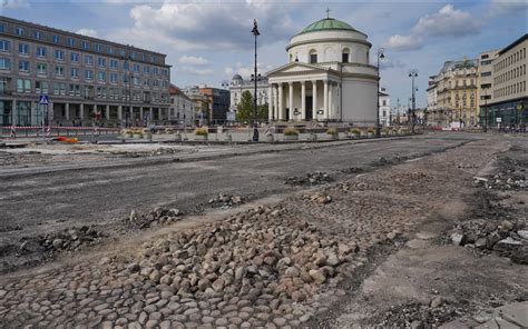 Warszawa Plac Trzech Krzyży przed wojną i w 2022 Kilka lat minęło