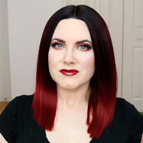 Urban Decay Naked Heat Look A Pretty Look For Hooded Eyes