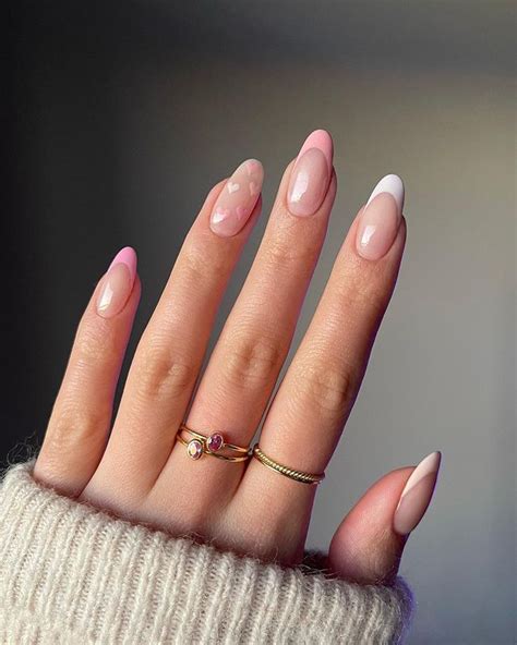 Heart Nails For A Trendy Mani The Pink Brunette Stylish Nails