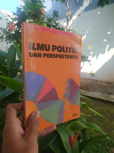 IG WarungSejarahRI On Twitter Buku Lawas Ilmu Politik Dan