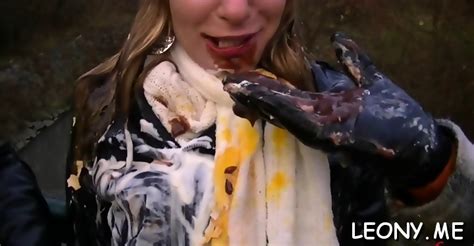 Horny Slut Loves Getting Wet