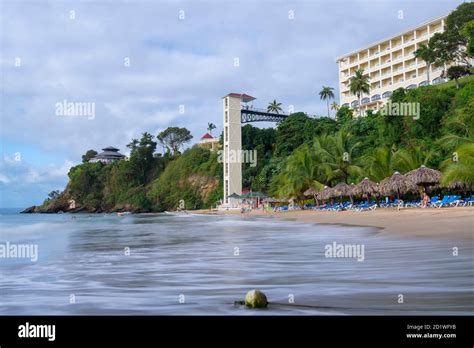 Samana Town Beach (Playa Cayacoa), Bahia Principe Grand Cayacoa Hotel ...