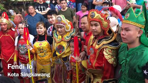 Atraksi Tatung Di Singkawang Spektakuler Cap Go Meh Part