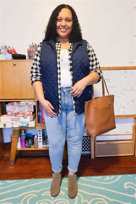 How To Dress Plus Size 10 Style Tips For Curvy Women Easy Fashion