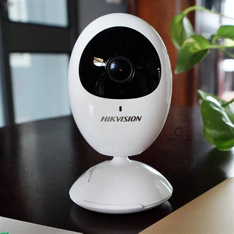 Camra IP Cube Wifi 2MP Hikvision DS 2CV2U21FD IW chính hãng