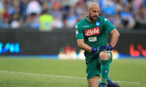 Napoli goalkeeper Pepe Reina to appear in front of disciplinary panel ...