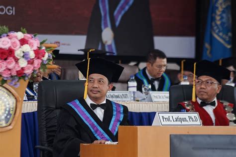 Umm Kukuhkan Guru Besar Bidang Self Recovery Berita Universitas