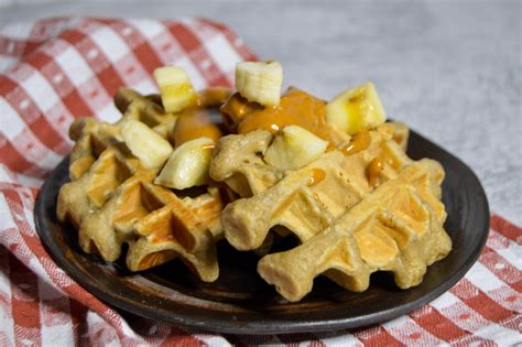 Waffles de Aveia e Banana sem lacticínios sem farinha de trigo e sem