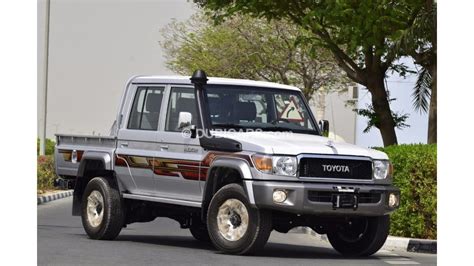 Toyota Land Cruiser Pickup Lc 79 Double Cab Pickup Limited Lx V6 40l