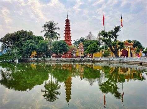 West Lake Hanoi The Ultimate Guide For An Ideal Destination