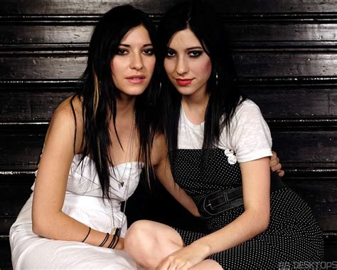 the veronicas videos | The Veronicas The Veronicas Sleeveless Formal ...