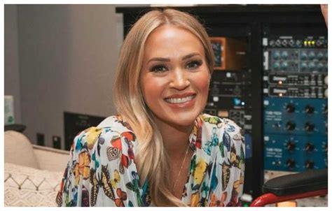 American Idol: Judge Carrie Underwood Considers ADOPTION Following