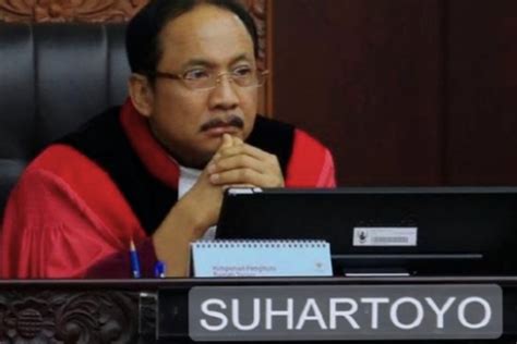 Hakim Suhartoyo Gantikan Anwar Usman Ketua Mahkamah Konstitusi Harian