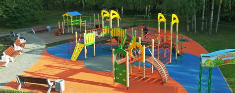 Детские площадки серии Универсал от компании Авен