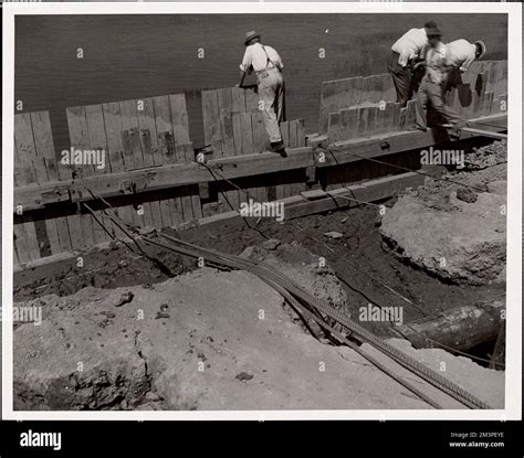Repairing Wood Bulkhead Billings Creek Squantum Maintenance And Repair