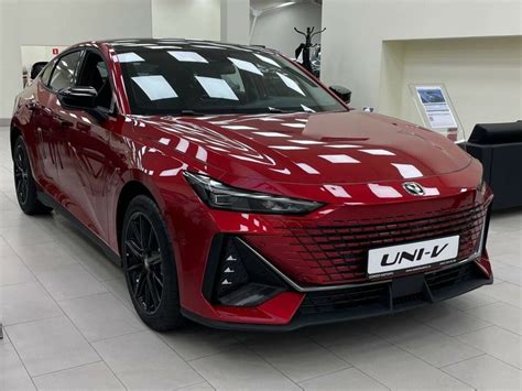 Купить новый Changan UNI-V 2022-2025 1.5 AMT (181 л.с.) бензин робот в ...