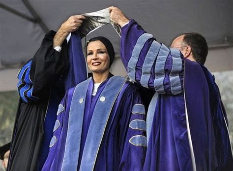 Beauty Dignity And Brains Photos Of Her Highness Sheikha Moza Of