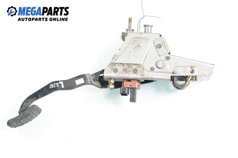 Педал съединител за Mazda 6 Station Wagon I (08.2002 - 12.2007) Цена ...