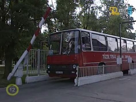 IMCDb org Ikarus 260 in Kisváros 1993 2001