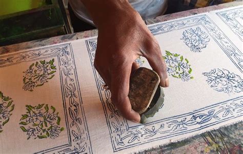 A Study Of Block Printing On Cotton Fabric With Pigment Of Parijataka