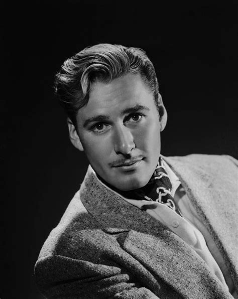 40 Handsome Portrait Photos Of Errol Flynn In The 1930s And ’40s ~ Vintage Everyday