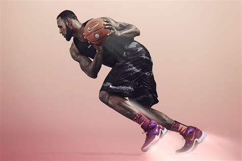 Just How Big Is Lebron James Lifetime Nike Contract Digital Trends