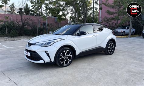 Toyota Chr C Lub Bi Tone L Hp Opencars