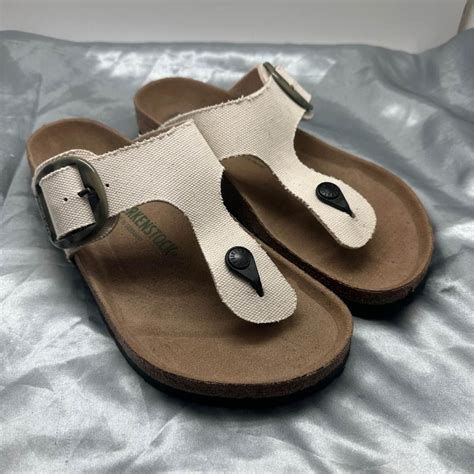 Birkenstock Gizeh Big Buckle Rivet Logo Eggshell Text Gem