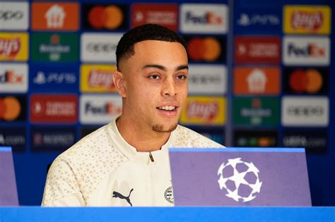 Psv Eindhoven Eyes Permanent Deal For Sergiño Dest Blaugranagram