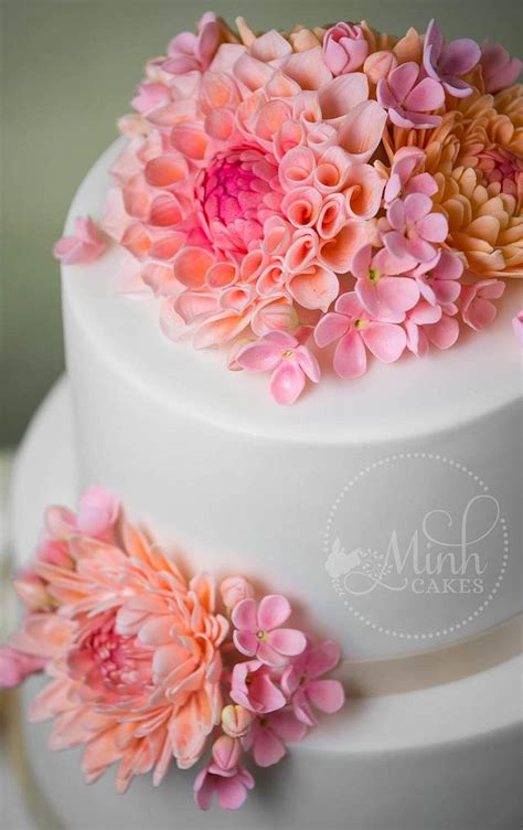 Dahlia wedding cake - Cake by Xuân-Minh, Minh Cakes - CakesDecor