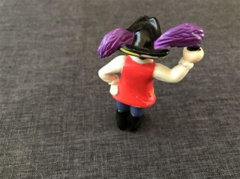 The Wiggles Captain Feathersword 3 Inch Tall Pvc Figure Very Htf Cake Topper 4546939523