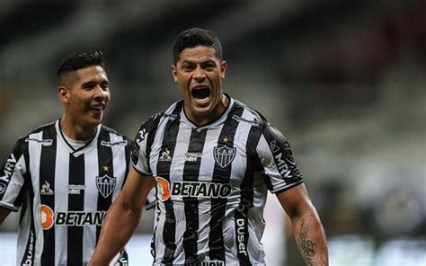 Hulk Revela Que J Negocia Renova O O Atl Tico Mineiro Alta