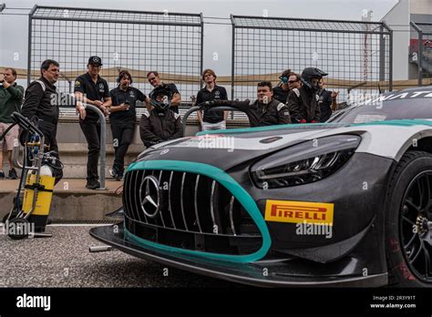 Esses Racing Motorsports Team Pit Lane Stock Photo Alamy