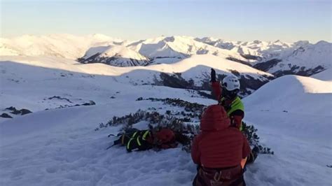 Rescatado en helicóptero un montañero de 54 años herido al caer en una